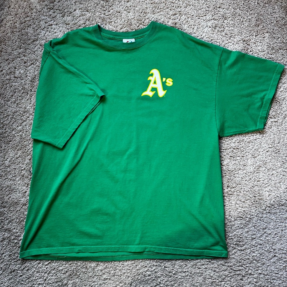 Hall of famer oakland A’s Rollie fingers t-shirt